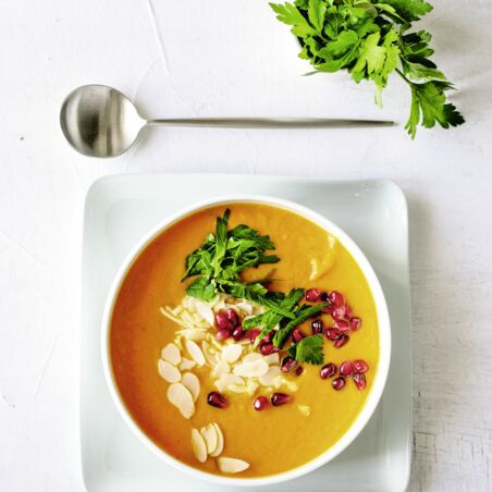 Süsskartoffel-Möhren-Suppe Süsskartoffel-Möhren-Suppe