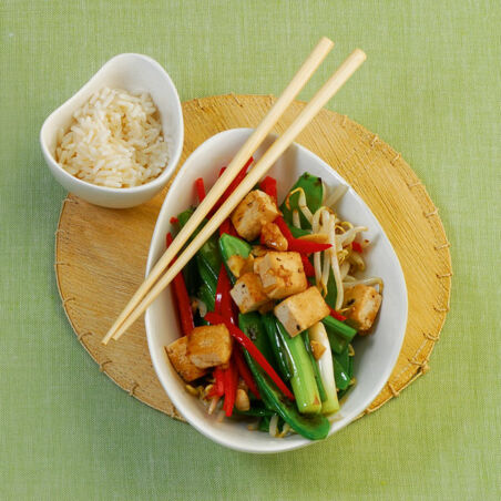 Pfannengerührte Zuckerschoten mit Tofu Pfannengerührte Zuckerschoten mit Tofu