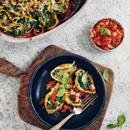 Gefüllte Muschelnudeln mit Spinat Gefüllte Muschelnudeln mit Spinat