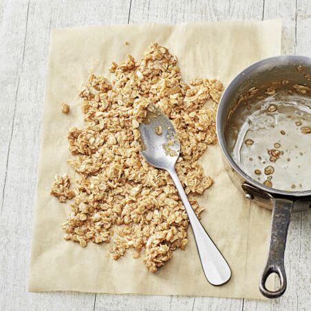 Heidelbeerkuchen mit Krokant Heidelbeerkuchen mit Krokant