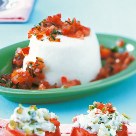 Joghurtmousse mit Chilitomaten Joghurtmousse mit Chilitomaten