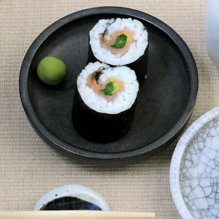 Hoso-Maki mit Spargel und Lachs Hoso-Maki mit Spargel und Lachs