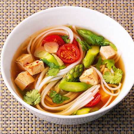 Scharfe Reisnudelsuppe Scharfe Reisnudelsuppe