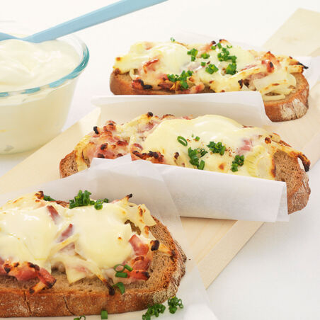 Zwiebel-Speck-Brote Zwiebel-Speck-Brote