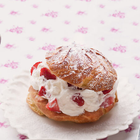 Erdbeer-Windbeutel Erdbeer-Windbeutel