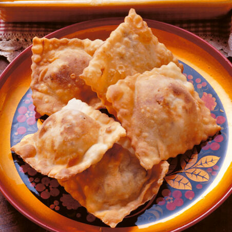 Frittierte Teigtaschen mit Hack Frittierte Teigtaschen mit Hack