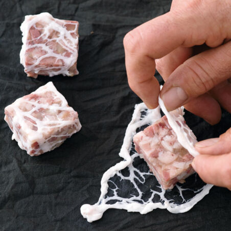 Schweinerüsselpralinen mit Schwarzwurzeln Schweinerüsselpralinen mit Schwarzwurzeln