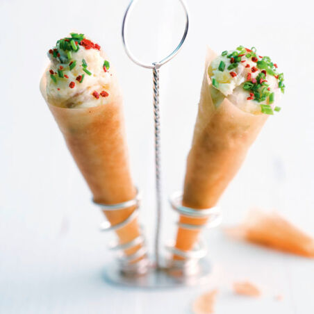 Räucherforellencreme im Strudelteig-Cornetto Räucherforellencreme im Strudelteig-Cornetto