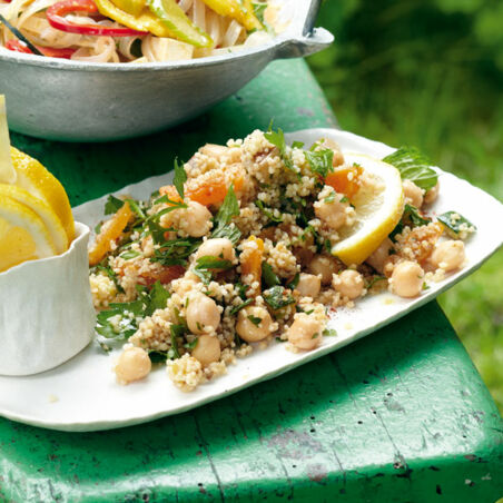 Couscoussalat mit Kichererbsen Couscoussalat mit Kichererbsen