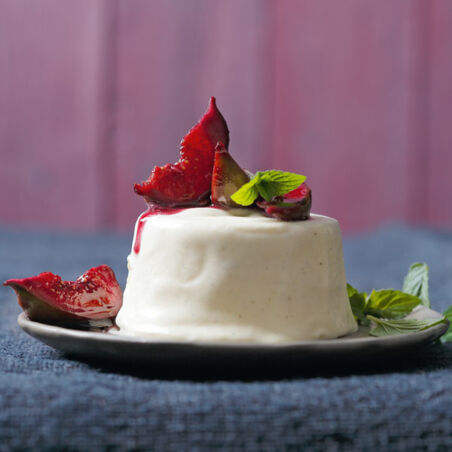 Vanilleparfait mit Gewürzfeigen Vanilleparfait mit Gewürzfeigen
