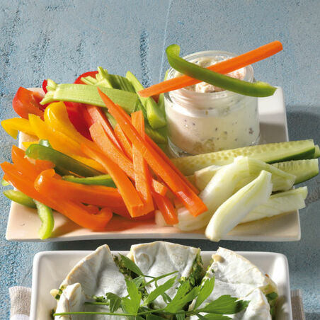 Gemüse mit Schafkäse-Dip Gemüse mit Schafkäse-Dip
