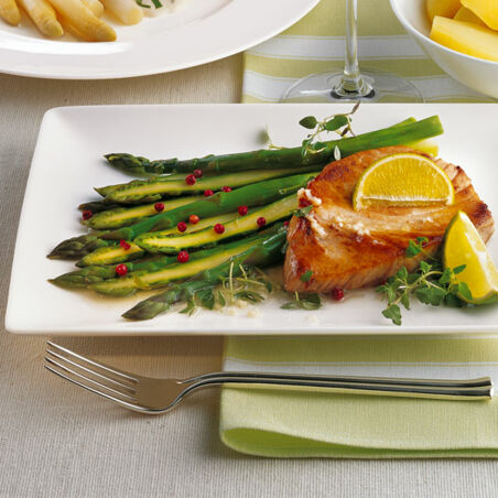 Gegrillter Spargel mit Tunfisch Gegrillter Spargel mit Tunfisch