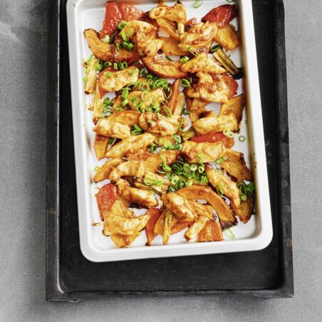 Chili-Erdnuss-Hähnchen vom Blech Chili-Erdnuss-Hähnchen vom Blech