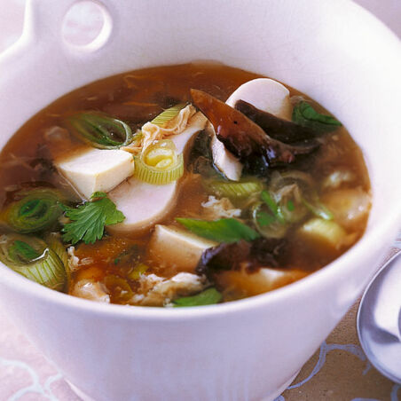 Sauer-scharfe Suppe Sauer-scharfe Suppe