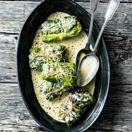 Wirsingrouladen mit Hirsefüllung Wirsingrouladen mit Hirsefüllung