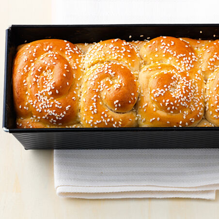 Rosenbrot mit Sesam Rosenbrot mit Sesam