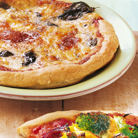 Pizza quattro formaggi Pizza quattro formaggi