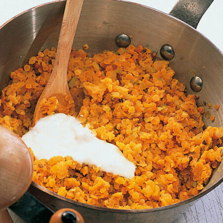 Rote Linsen mit Knoblauch und Ingwer Rote Linsen mit Knoblauch und Ingwer