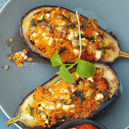 Auberginen mit Bulgurfüllung Auberginen mit Bulgurfüllung