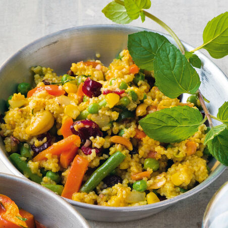 Gemüsecouscous mit Nüssen Gemüsecouscous mit Nüssen
