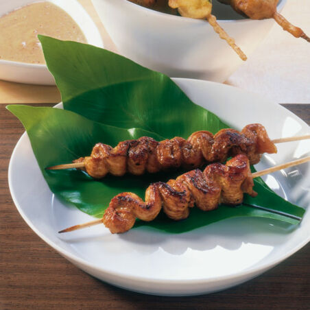 Saté-Spieße mit Erdnuss-Sauce Saté-Spieße mit Erdnuss-Sauce