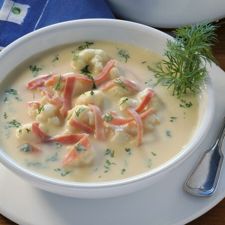 Blumenkohlsuppe mit Schinken Blumenkohlsuppe mit Schinken
