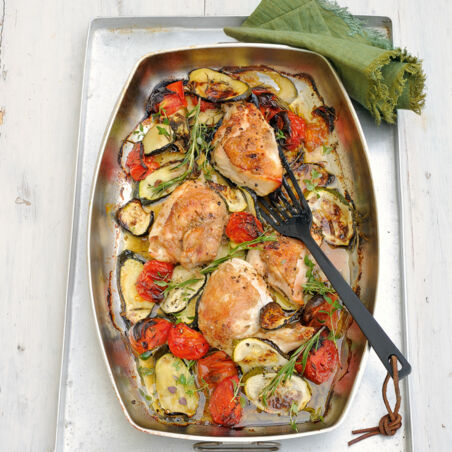 Zucchiniblech mit Hühnerbrust Zucchiniblech mit Hühnerbrust