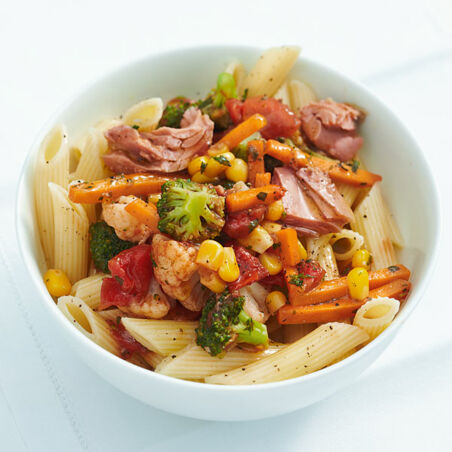 Penne mit Thunfisch Penne mit Thunfisch