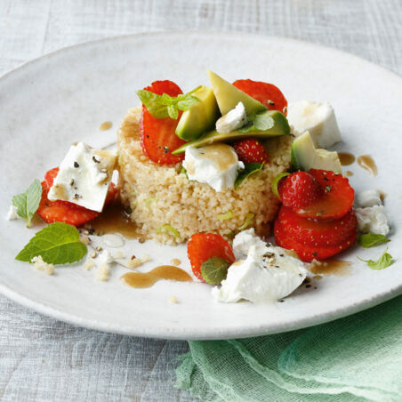 Couscous mit Erdbeeren Couscous mit Erdbeeren
