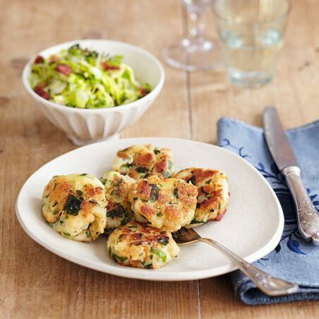 Kaspressknödel mit Krautsalat Kaspressknödel mit Krautsalat
