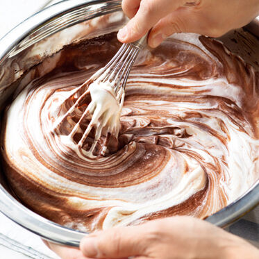 Schokoparfait mit Krokant Schokoparfait mit Krokant