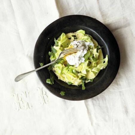 Spitzkohl in Safran-Senf-Sahne Spitzkohl in Safran-Senf-Sahne