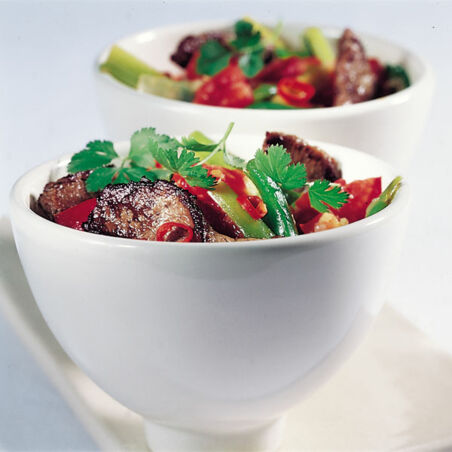 Scharfes Rindfleisch mit Zitronengras Scharfes Rindfleisch mit Zitronengras