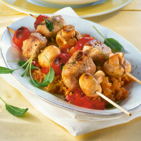Champignon-Spieße auf Risotto Champignon-Spieße auf Risotto
