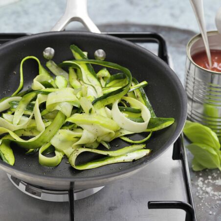 Tofu-Piccata mit Zucchininudeln Tofu-Piccata mit Zucchininudeln