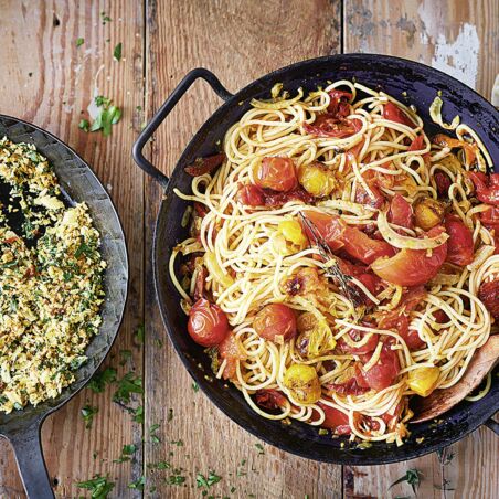 Pasta mit Ofentomaten-Sugo Pasta mit Ofentomaten-Sugo