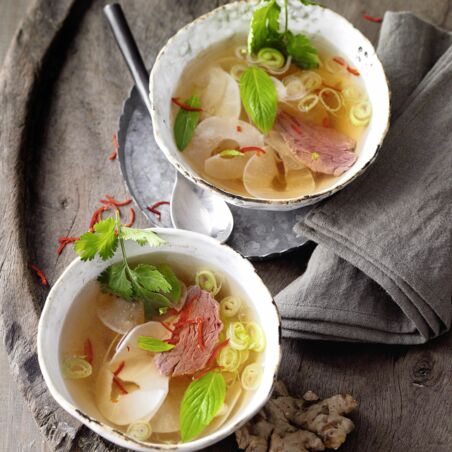 Pho bo mit Rübennudeln Pho bo mit Rübennudeln