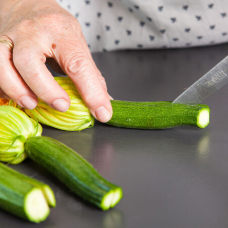 Gefüllte Zucchiniblüten Step3 Gefüllte Zucchiniblüten Step3