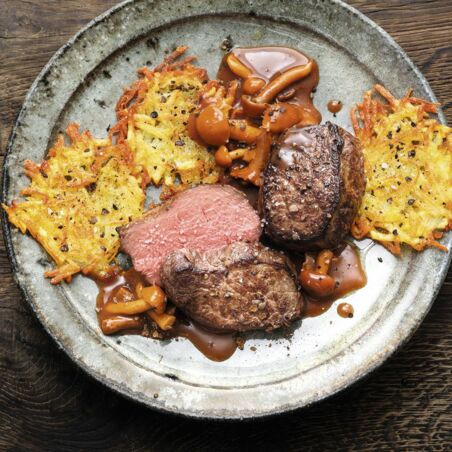 Hirschsteaks mit Waldpilzen Hirschsteaks mit Waldpilzen