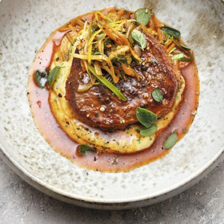 Schmorsteak mit Gemüse Schmorsteak mit Gemüse