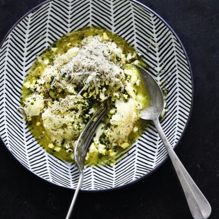 Blumenkohl mit Trüffel-Dressing Blumenkohl Ei Trueffel