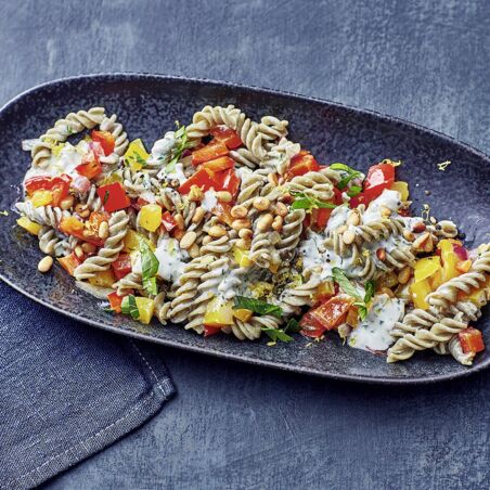 Erbsennudeln mit Paprika Erbsennudeln mit Paprika