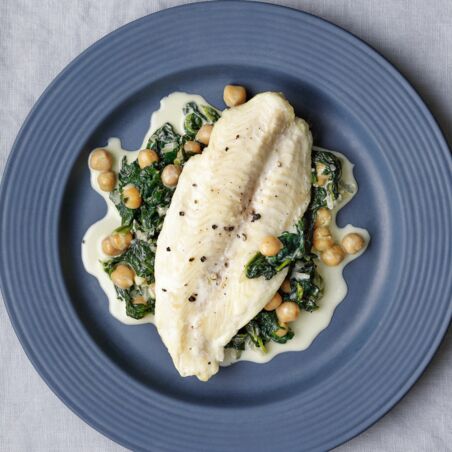 Fischfilet mit Spinat und Kichererbsen Fischfilet mit Spinat und Kichererbsen