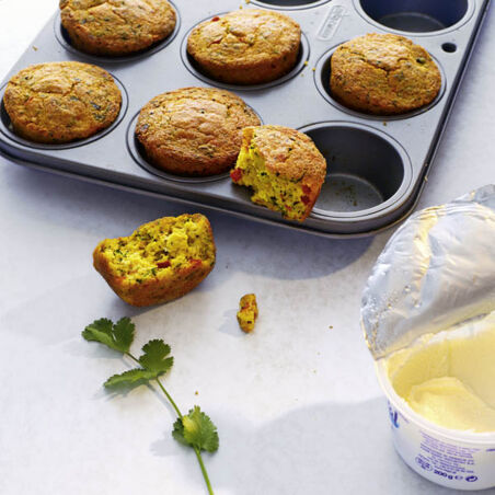 Würzige Griessmuffins mit Tomaten Würzige Griessmuffins mit Tomaten