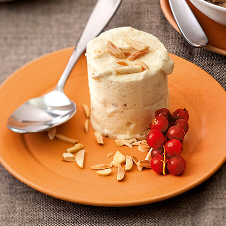 Nuss-Halbgefrorenes Nuss-Halbgefrorenes