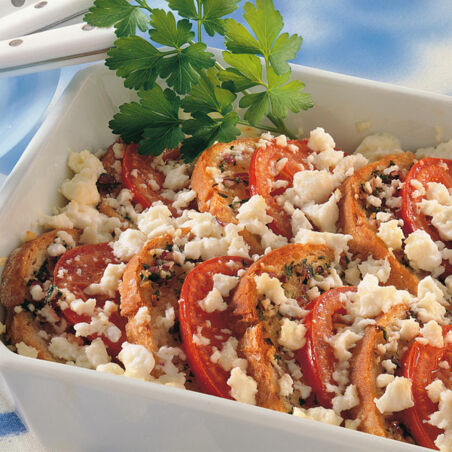 Tomaten-Brot-Gratin mit Feta Tomaten-Brot-Gratin mit Feta