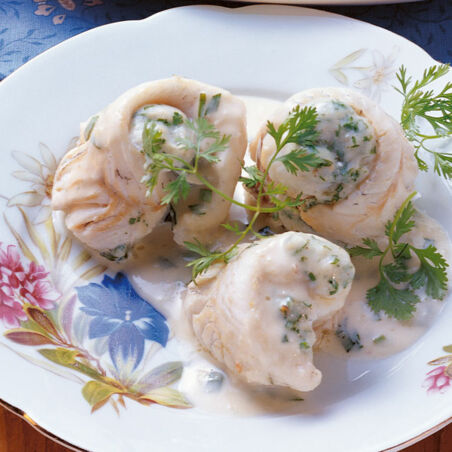 Fischröllchen in Weißweinsauce Fischröllchen in Weißweinsauce