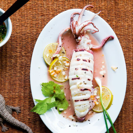 Tintenfisch im Limettensud (Pla Mük Nüng Manao) Tintenfisch im Limettensud (Pla Mük Nüng Manao)