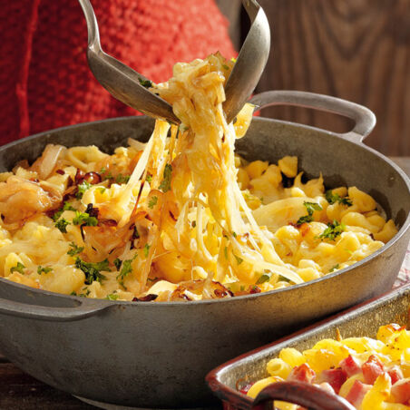 Käsespatzen mit Zwiebelschmelze Käsespatzen mit Zwiebelschmelze