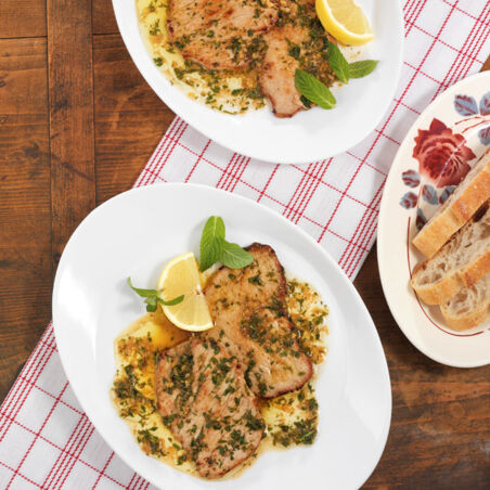 Kalbsschnitzel mit Minzbutter Kalbsschnitzel mit Minzbutter